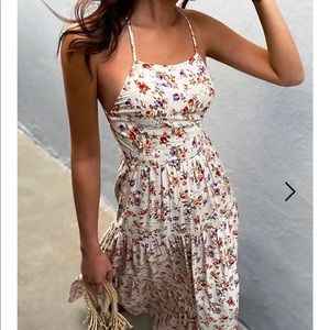 POSY MAXI DRESS - BEIGE FLORAL